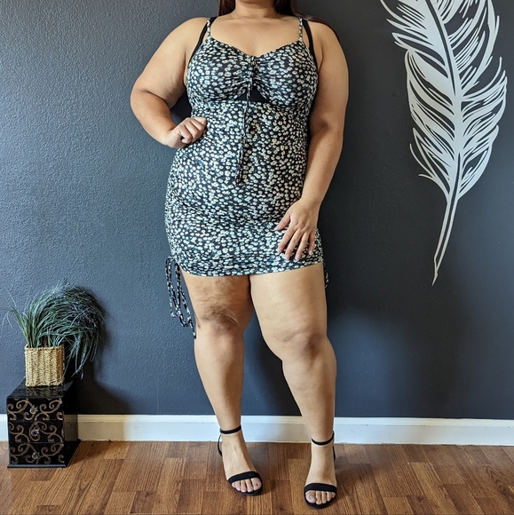 Shein Floral Dress - Picture 10 of 11